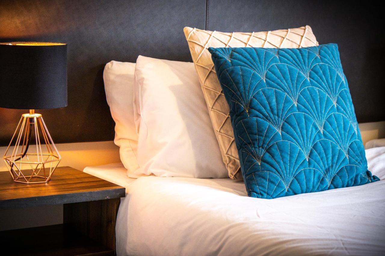 Haus Centre 2 Bedroom L Parking L Balcony L Wifi L Smart Tv L Arcadian L China Town * Birmingham
